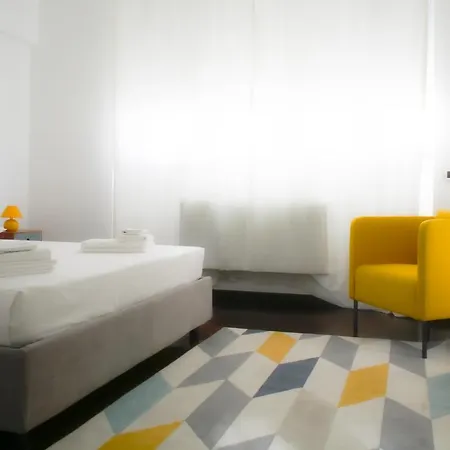 Bnbutler - Bergonzoli - Modern And Bright Near Station Milano